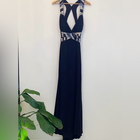 Betsy & Adam Dresses & Skirts - BETSY & ADAM black open back sequin maxi dress.